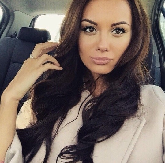 Привет! Я та, кто готова выполнить твои самые смелые фантазии и желания.🌟 Я креативная, нежная и опытная индивидуалка, готовая подарить тебе незабываемое удовольствие.💫 Я живу в Москве и предлагаю широкий спектр услуг, чтобы удовлетворить все твои потребности.🔥 Моя опытность и страсть помогут нам окунуться в океан наслаждения, и я уверена, что тебе захочется вернуться ко мне снова и снова.🌹 Позволь мне стать твоей секретной фантазией и ты увидишь, что я - настоящая профессионалка.✨ Смотри мои фото и читай отзывы - я уже доставила немало удовольствия мужчинам, и теперь я готова сделать это и тебе.💋 Жду нашей встречи в Москве! 🌇 Регина