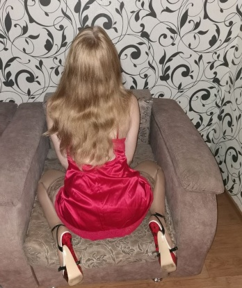 Я знаю, как сделать твои самые смелые фантазии реальностью 😈💦. У меня есть все возможности, чтобы окунуть тебя в мир наслаждения и блаженства. Мои услуги охватывают широкий спектр: от легких предварительных ласк до горячих экспериментов. 🌡️
В моем чувственном обществе ты найдешь профессионализм и абсолютную конфиденциальность. Мои клиенты всегда остаются довольными и возвращаются ко мне снова и снова. Не веришь? Прочитай отзывы, чтобы узнать, насколько я удовлетворительна. 💋💯
Моя камера полна эксплозивной энергии, а мои фото - неподдельной красоты. ⭐️📸 Если ты жаждешь незабываемого путешествия по миру наслаждения и тайных фантазий, ты обратился по адресу. Я все еще жду тебя в Москве, чтобы создать моменты, о которых ты даже не смел мечтать. 👄💕 Александра